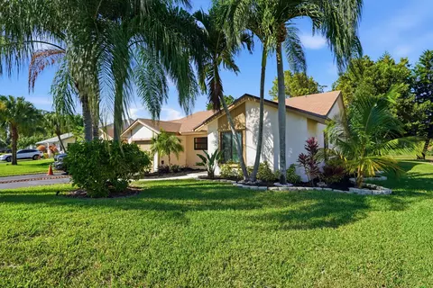 8001 NW 61 St, Tamarac, FL 33321