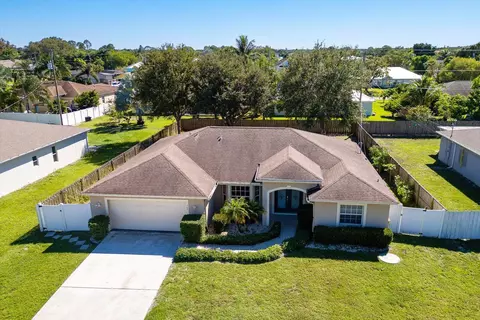 766 SW Mccullough Ave, Port Saint Lucie, FL 34953