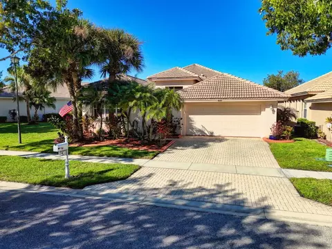 9089 Bay Harbour Cir, West Palm Beach, FL 33411