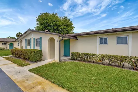 2966 Ashley Dr E #I, West Palm Beach, FL 33415