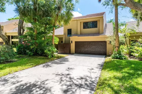 755 Saint Albans Dr, Boca Raton, FL 33486