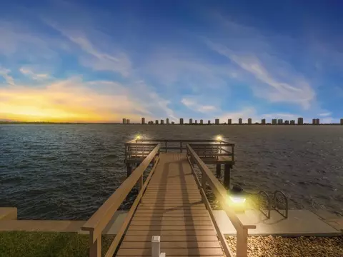 101 Doolen Ct #201, North Palm Beach, FL 33408