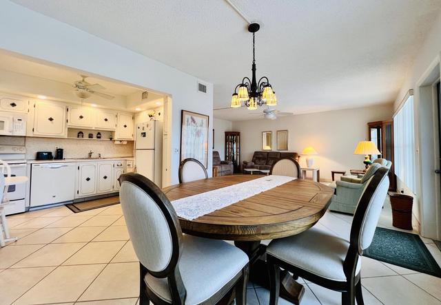 213 Wellington D, West Palm Beach, FL 33417