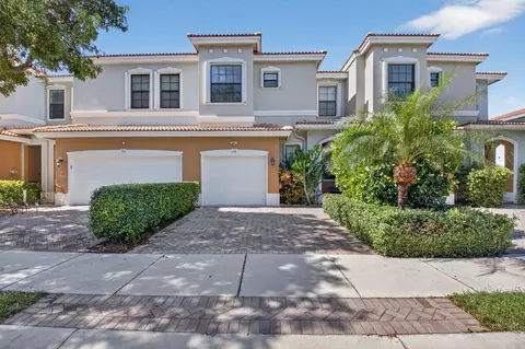148 W Astor Cir, Delray Beach, FL 33484