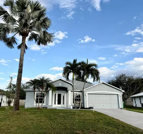 2887 SEagle Dr, Port Saint Lucie, FL 34984