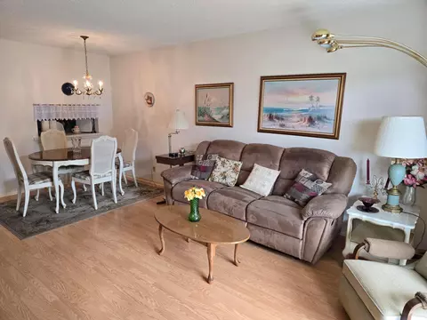 2668 N Garden Dr N #202, Lake Worth, FL 33461