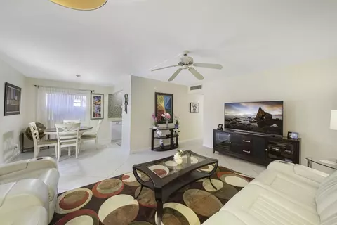308 Brittany, Delray Beach, FL 33446