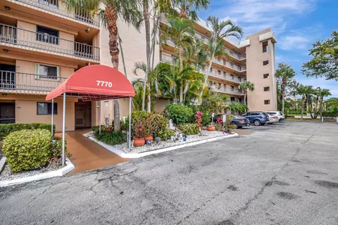 7770 Tahiti Ln #306, Lake Worth, FL 33467