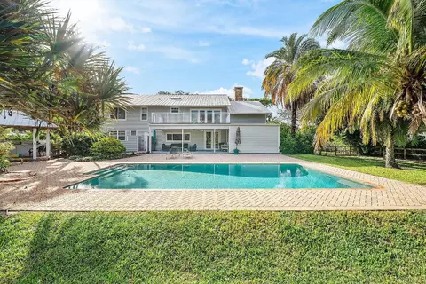 8260 Native Dancer Rd E, Palm Beach Gardens, FL 33418
