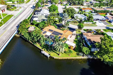 2074 NW 38th, Oakland Park, FL 33309