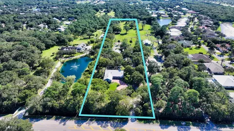 6365 45th St, Vero Beach, FL 32967