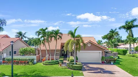 19261 Cherry Hills Ter, Boca Raton, FL 33498