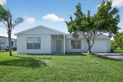 3152 SW Watson Ct, Port Saint Lucie, FL 34953