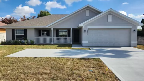 2049 SW Bayshore Blvd, Port Saint Lucie, FL 34984