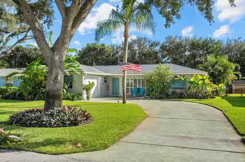 2870 Susan Ave, Palm Beach Gardens, FL 33410