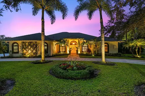 18092 SE Laurel Leaf Ln, Jupiter, FL 33469