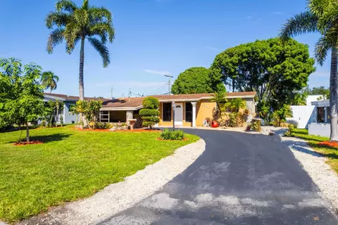 6731 Roosevelt, Hollywood, FL 33024