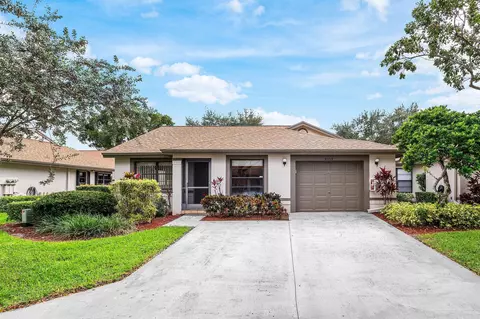 8054 Summerview Ter, Boca Raton, FL 33496