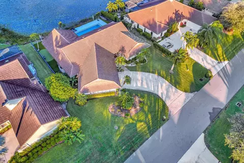 19 Cambria E, Palm Beach Gardens, FL 33418