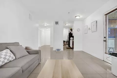 2311 N Congress Ave #11, Boynton Beach, FL 33426