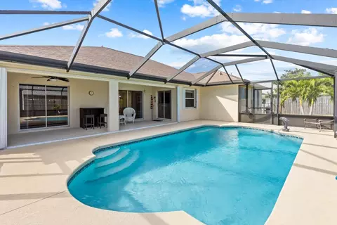 2661 SW Fairgreen Rd, Port Saint Lucie, FL 34987