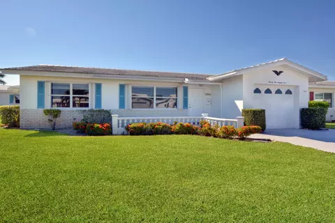 2384 SW 9th Ave, Boynton Beach, FL 33426