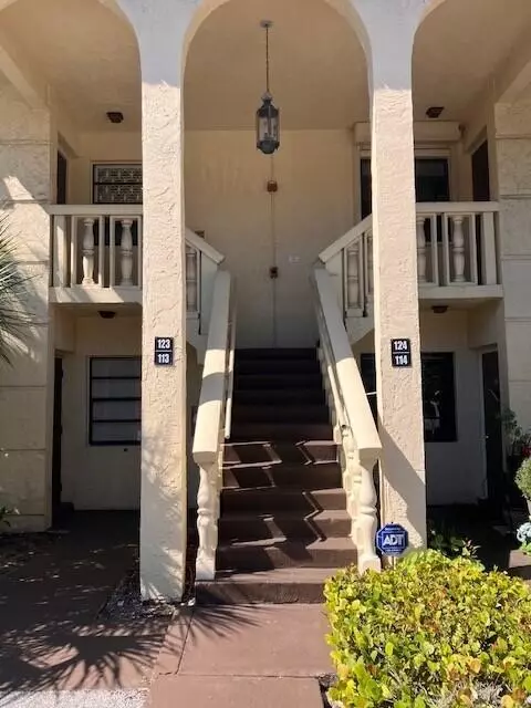 140 S Cypress Rd #123, Pompano Beach, FL 33060