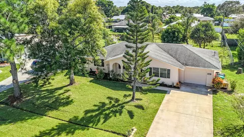 2720 SE Helms Ave, Port Saint Lucie, FL 34952