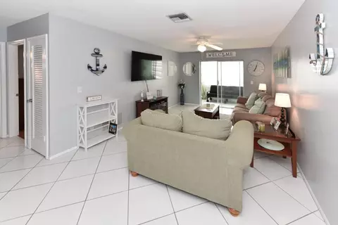 2182 NE 1st Way #203, Boynton Beach, FL 33435
