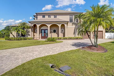 5811 NW Blue Bonnet Ct, Port Saint Lucie, FL 34986