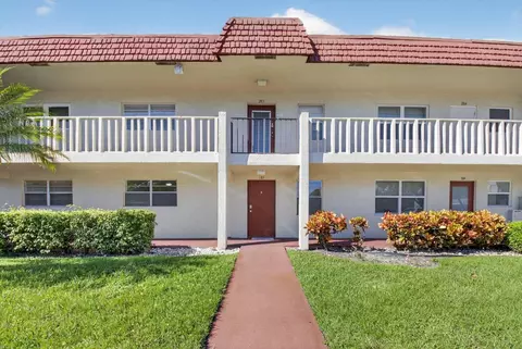 20 Abbey #103, Delray Beach, FL 33446