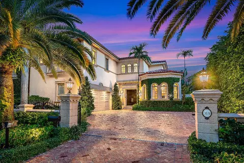 314 Chilean, Palm Beach, FL 33480