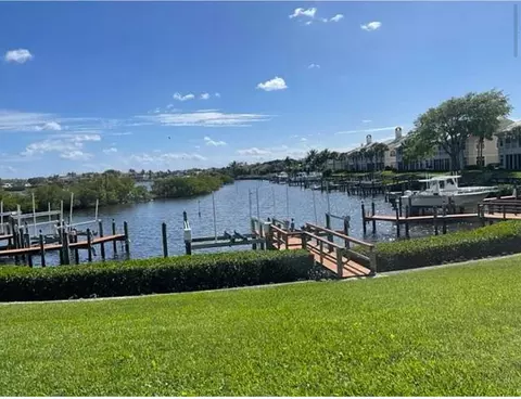 220 Eagle Dr, Jupiter, FL 33477