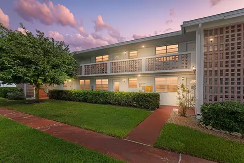 40 SE 13th #B1, Boca Raton, FL 33432