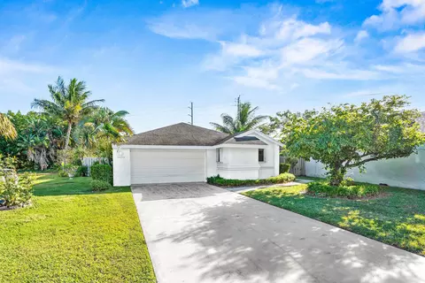 1215 NW 18th, Delray Beach, FL 33445