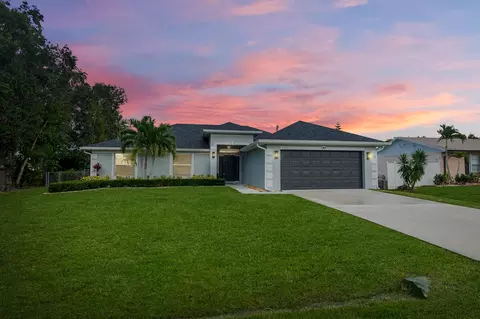 765 SW Hibiscus St, Port Saint Lucie, FL 34983