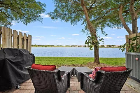 9155 SW 227th St #9, Cutler Bay, FL 33190