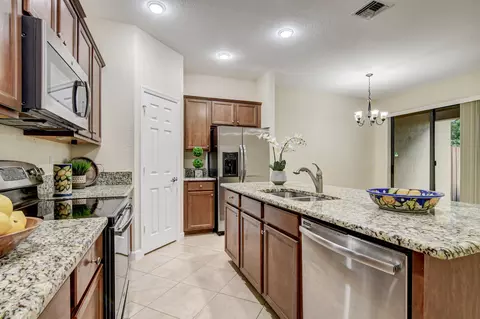 10366 Wellington Parc Dr, Wellington, FL 33449