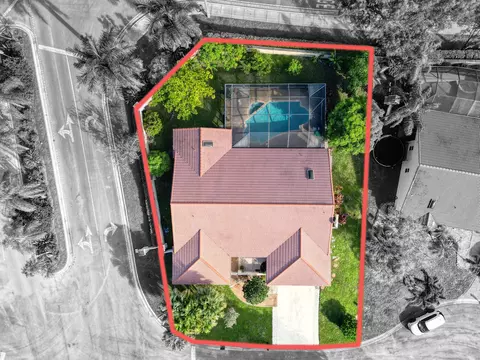 4377 NW 88th Ter, Coral Springs, FL 33065