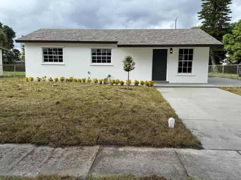 1448 8th St, West Palm Beach, FL 33401
