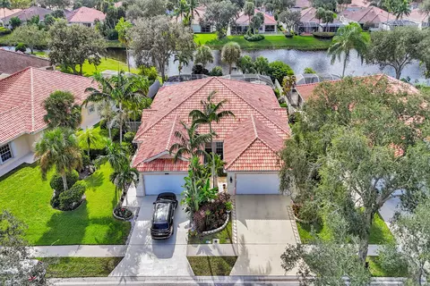 7776 Olympia Dr, West Palm Beach, FL 33411