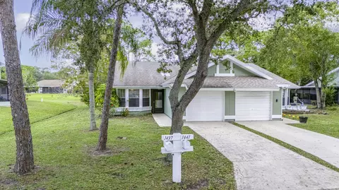 1437 SE Rivergreen Cir, Port Saint Lucie, FL 34952