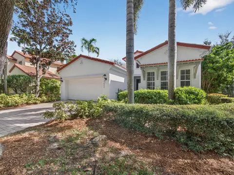 1622 Nature Ct, Palm Beach Gardens, FL 33410