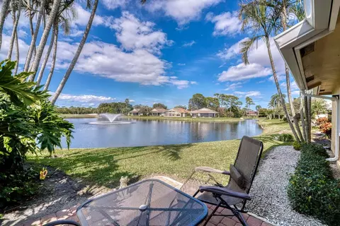 6938 Touchstone, Palm Beach Gardens, FL 33418