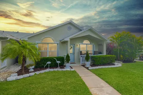 1120 NW Lombardy Dr, Port Saint Lucie, FL 34986