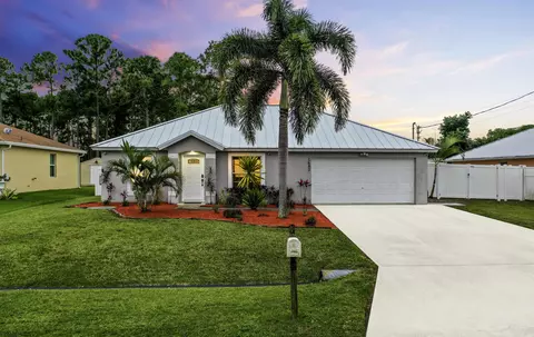 1682 SW Lofgren Ave, Port Saint Lucie, FL 34953