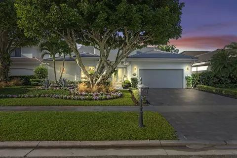 2971 Bent Cypress Rd, Wellington, FL 33414