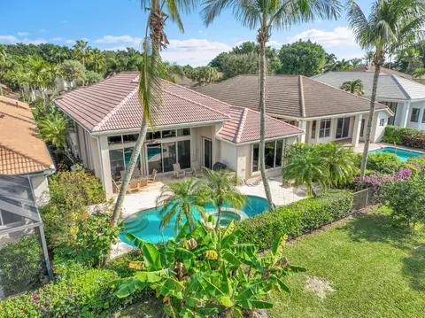 111 San Marco Dr, Palm Beach Gardens, FL 33418