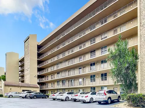 4550 NW 18th #707, Pompano Beach, FL 33064