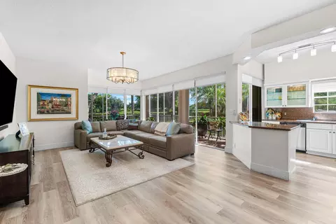 5100 Lake Catalina Dr #C, Boca Raton, FL 33496